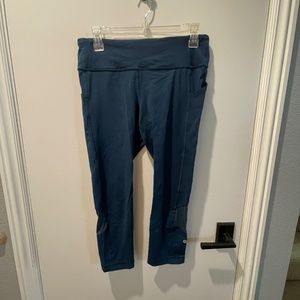Lululemon: Pace Rival Crop Blue